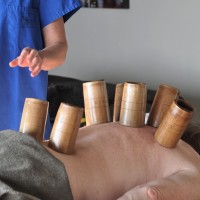 Massage avec ventouse